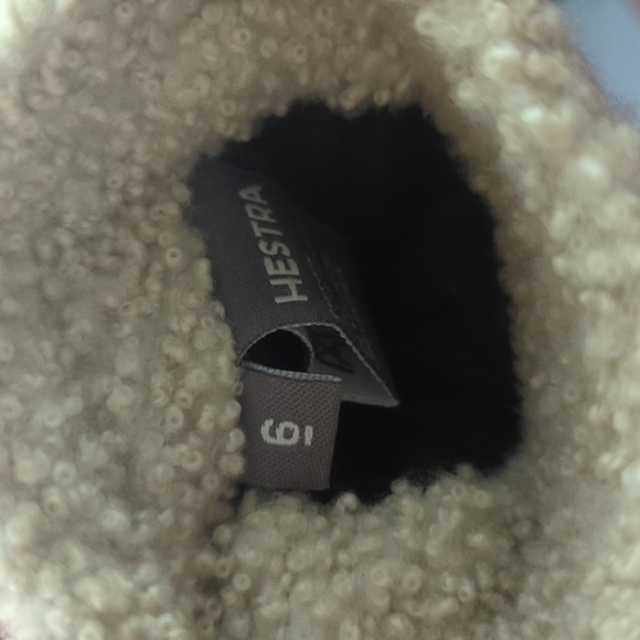 Hestra Deerskin Gloves - Picture 6 of 8